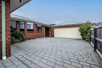 Family Beach House Near Barwon River & Beaches