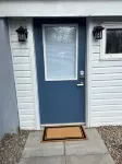 Cozy on Connaught. Central apartment in Halifax - very walkable!