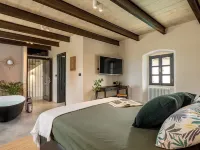Villa Elena - Four Bedroom Villa with Pool Hotels in Golas