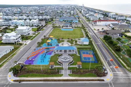 Oib Heaven-5Br on Canal, Private Pool, New Gameroom, Newly Renovated, Near Beach