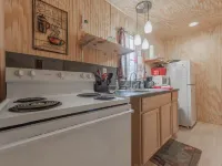 Tiny House close to Buffalo Point Hotels in Searcy County