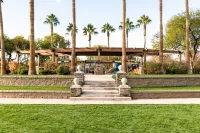 Cute, Clean & Comfortable in the Best Community!