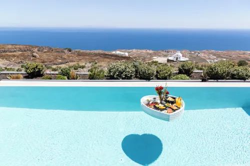Brilliance Suites - Infinity Pools