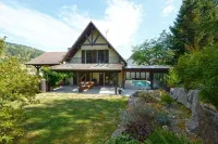 Gîte de Charme Piscine Couverte Idéal Grandes Familles Hotels in Mitzach