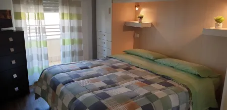 HOME SWEET HOME, apartment where you will find reception and availability