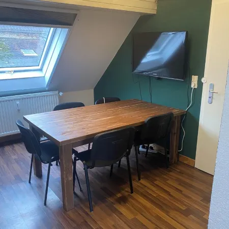 Unterkunft .3 Schlafzimmer, Esszimmer,küche, Bad. 30 Minuten Nach Frankfurt
