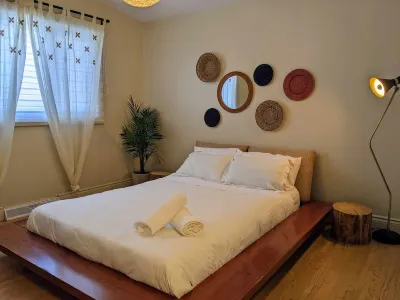 Spacious Convenient place, 10 min from Downtown Hotels in der Nähe von L`Étoile Banque Nationale