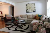 Comfy Home in Winter Park, can accommodate up 6 guests! Hotels in Fairview Shores