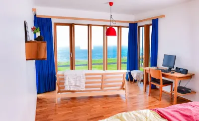 Convenient summer house on the Nollur farm at Eyafjord Hotels near Foss