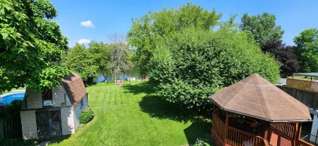 Waterfront home in Quinte West