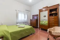 "THE GREAT GARDEN" with private pool &