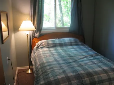 Spruce Cottage at  Shiloh Cottages - Fenelon Falls Hotels near Furnace Falls