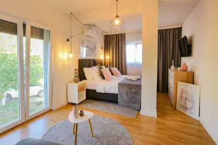 Beautiful villa with pool