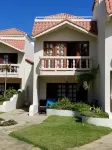 Beach front condo! Best spot to kite!! Beach lovers paradise! Nanny Estates