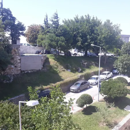 Dilmac Hotel