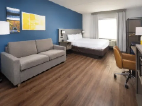 Comfort Suites Outlet Center Hotels in Buncombe County