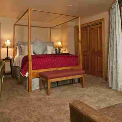 Inn on the Creek Rooms