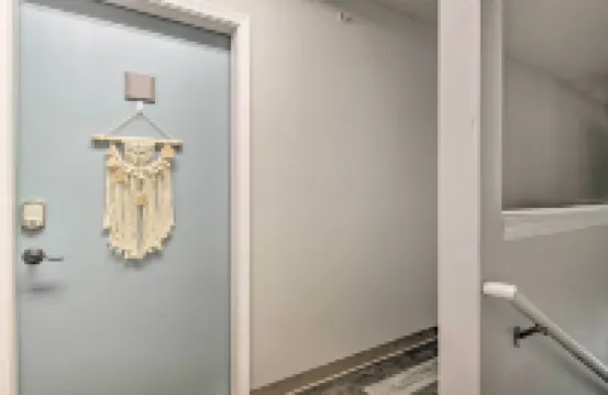 Cozy Branson Retreat w/ Balcony, 2 Mi to 76 Strip