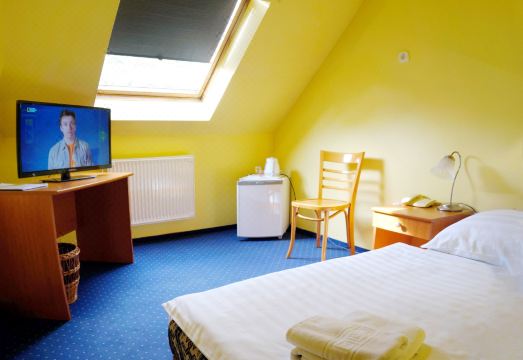 1. 코르빈 호텔 죄..