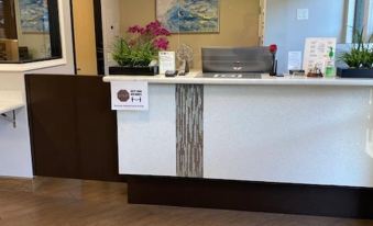 Convention Center Inn & Suites