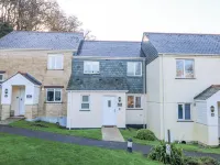 Breeze Cottage Hotels in Mawnan