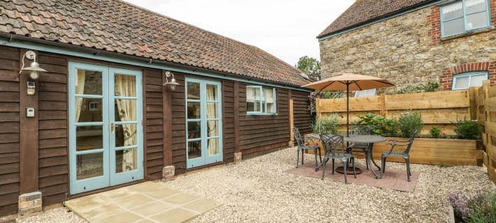 Tom's Barn Hotels in Yeovil
