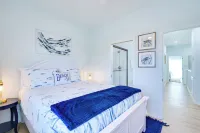 Walk to Beach! Waterfront Hudson Townhome - balcony