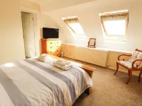 Bay View Hotels in Moelfre