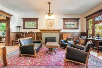 Seattle Gaslight Inn