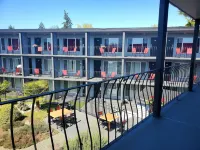 Port-O-Call Inn Hotels in Nanaimo