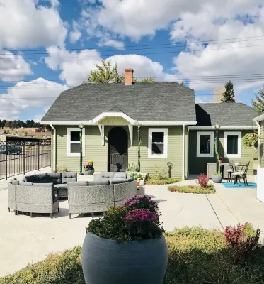EO Bungalows – Adults Only Hotels in Custer