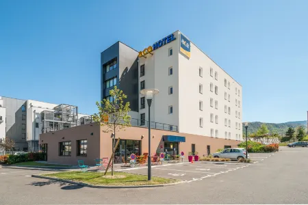 Ace Hotel Annecy Отели в г. Сейно