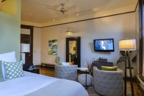 3rd Street Flats Hotels in Amity