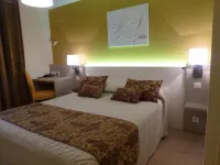 Logis le Bourguignon Hotel di Pichanges