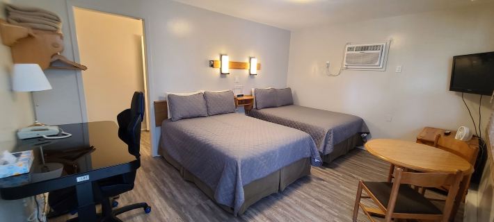Maple Leaf Motel Hotels in Huron County