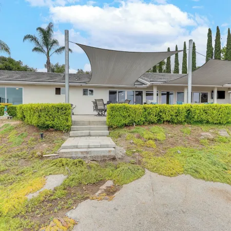 2 Mi to Lake Poway: Mtn-view Escape w/ Patio!