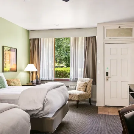 Flanigan`s Resort and Spa