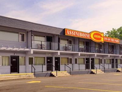 Travelodge by Wyndham Winnipeg Airport West