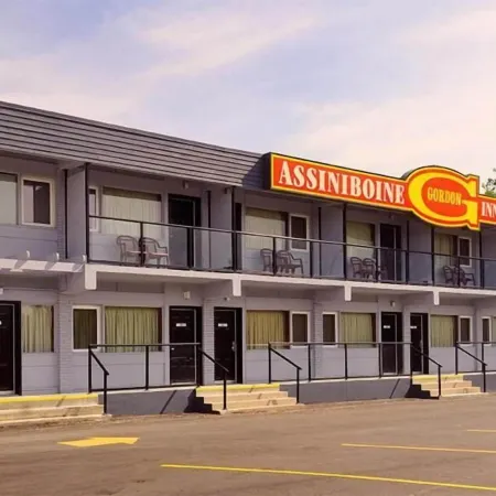 Travelodge by Wyndham Winnipeg Airport West