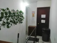 Hostal Oficinas Posada Albergue a 5 Minutos Foro Sol Palacio Deportes Aeropuerto Hotels in Iztacalco