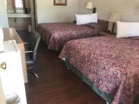 Creekside Lodge Hotels in Clearlake Oaks