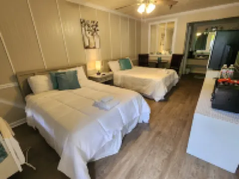 Gateway to the Breaks Motel 디컨슨 카운티 호텔
