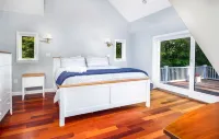 Deck House Limit 25 7 Bedroom Villa by Redawning - Villas