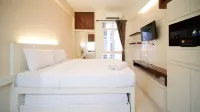 Compact and Cozy Stay Studio at Bale Hinggil Apartment Hotel di Kecamatan Sukolilo