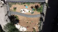 3 modern new rooms with satelite wifi and air conditioning