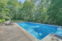 Private Pool! Getaway, 14 Mi to Hammonasset Beach - Uima-altaat