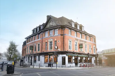 The Bedford Balham - Live Music Venue Hotels near TK Maxx