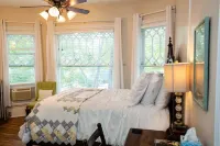 The Charleston Inn Hendersonville NC Hotels in Laurel Park
