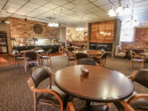 Sundowner Station Hotels in Riverton