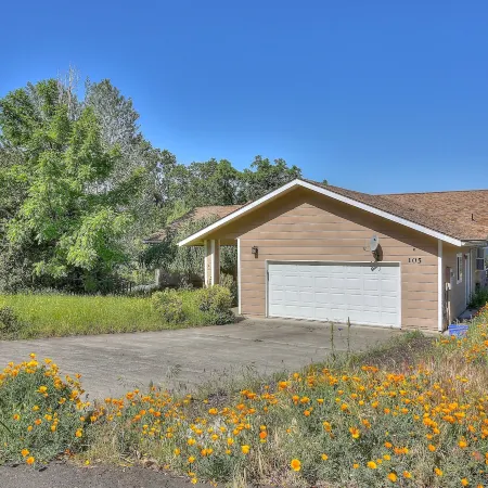 Amber Sunset 3 Bedroom Home by RedAwning